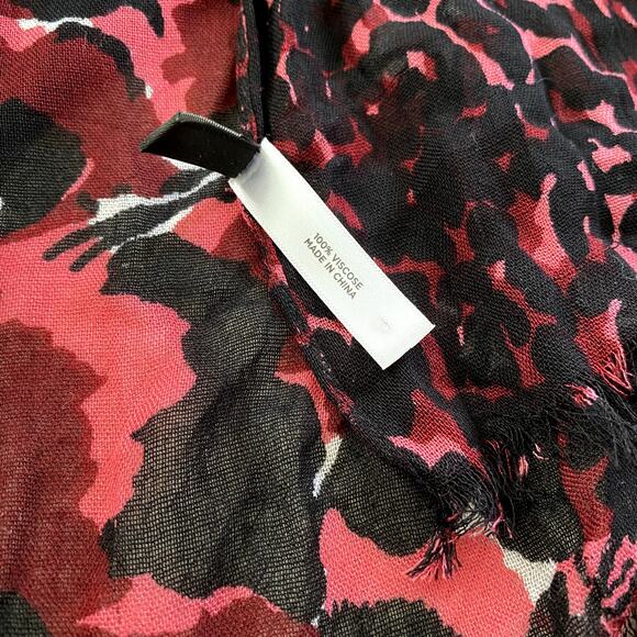Talbots red and black floral-print Viscose Scarf, shawl, wrap with Fringe - Picture 9 of 11